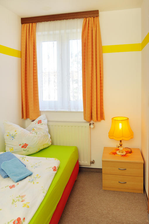Pension Damkoehler Thale Ot Westerhausen Room photo